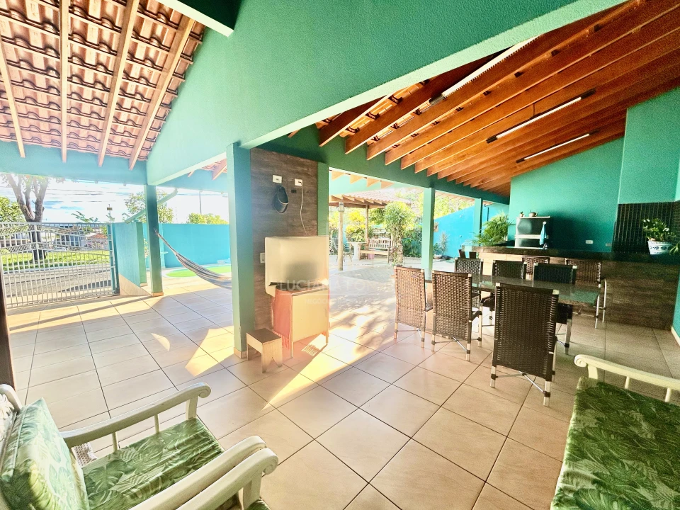 Vende Casa Jd. Santa Alice