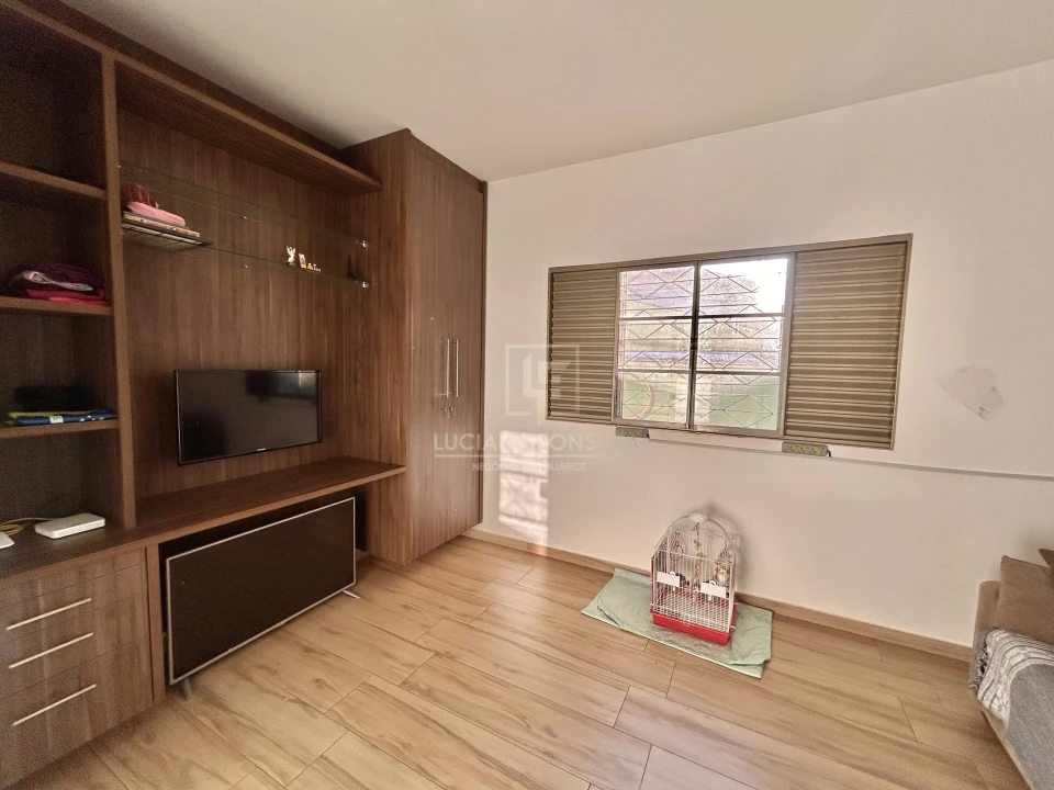 Imagens do imóveis Casa Com Piscina, Churrasqueira Locação