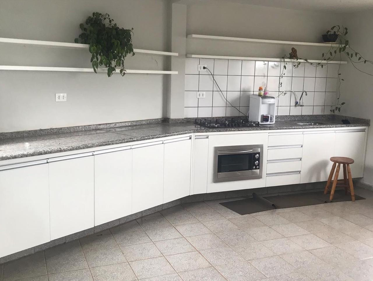 Imagens do imóveis CASA ASSOBRADADA
