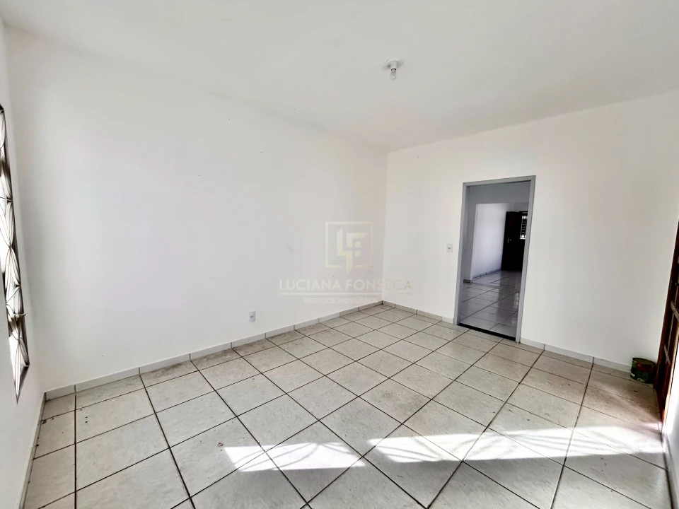 Imagens do imóveis Casa Comercial próximo à Avenida Inglaterra