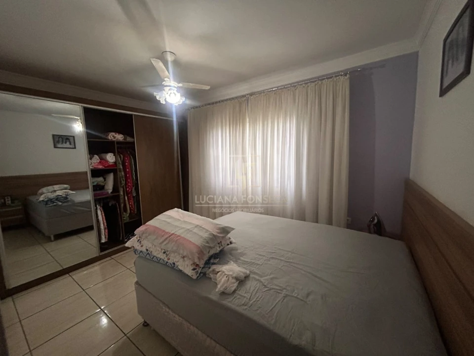 Imagens do imóveis Casa para venda no Coliseu