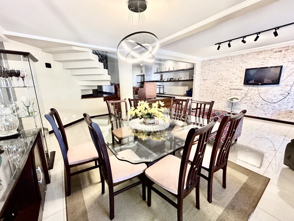 Imagens do imóveis Casa Jd. Tucanos