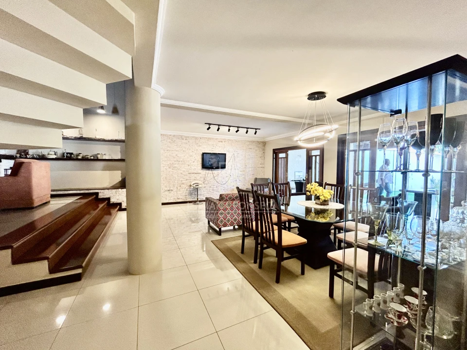 Imagens do imóveis Casa Jd. Tucanos