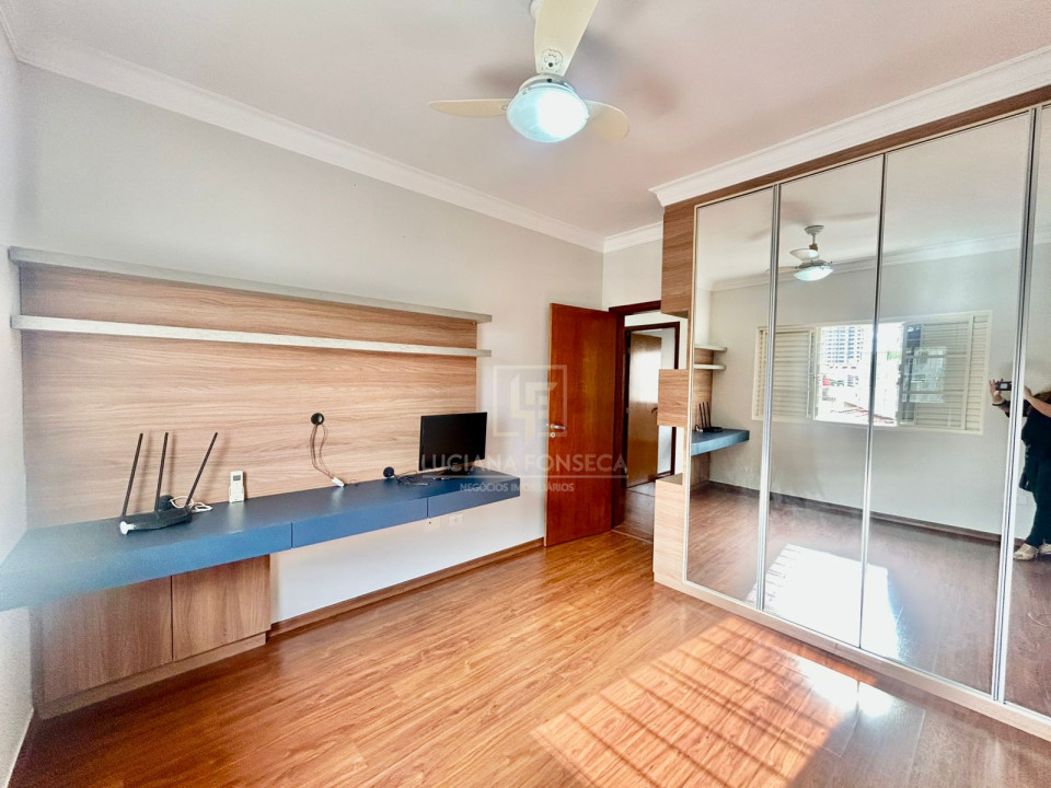 Imagens do imóveis Casa Em Condomínio Á Venda Village Pinheiros Londrina