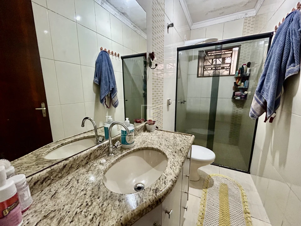 Imagens do imóveis casa Assobradada no Acapulco