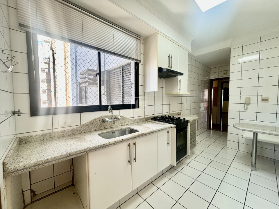 Imagens do imóveis Solar Monet Locação Andar Alto