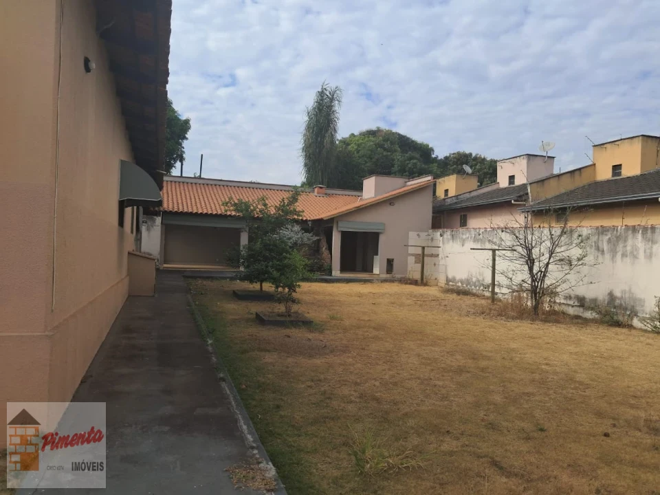Casa - Residencial Itaipú