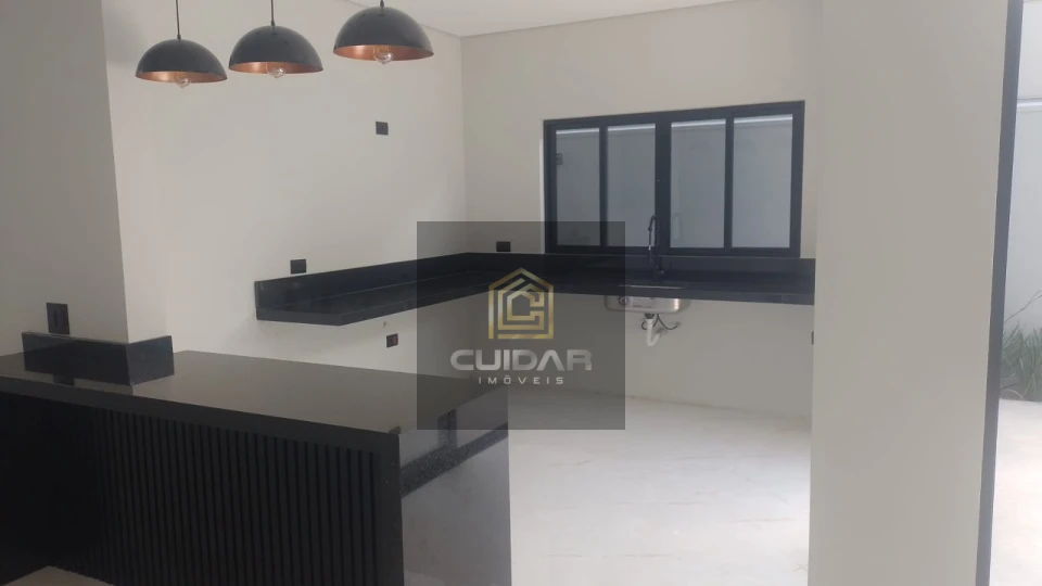 Imagens do imóveis Casa sobrado com 03 suítes