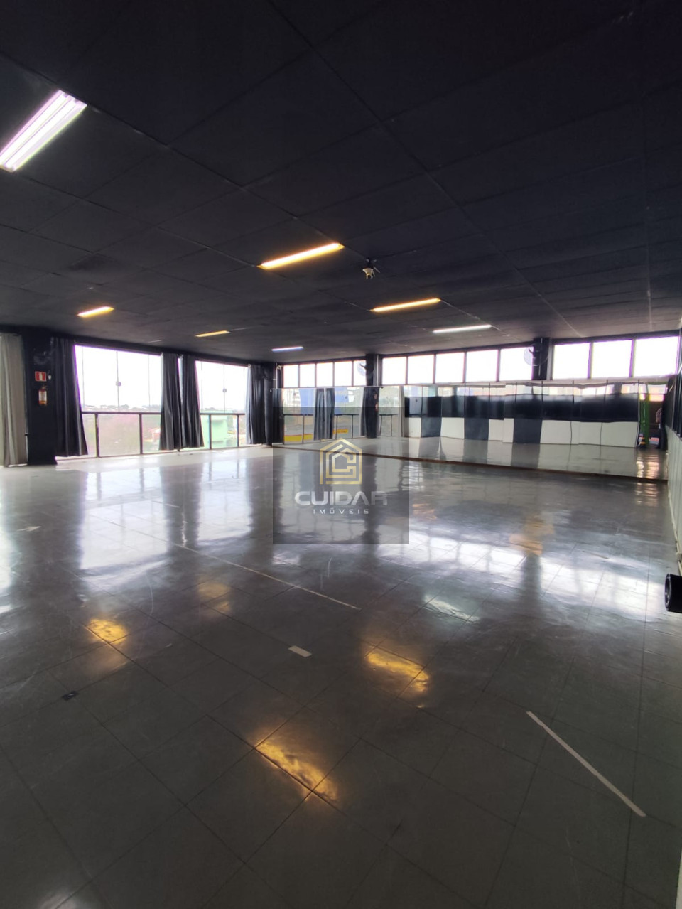 Imagens do imóveis Sala Comercial para locação sobre loja
