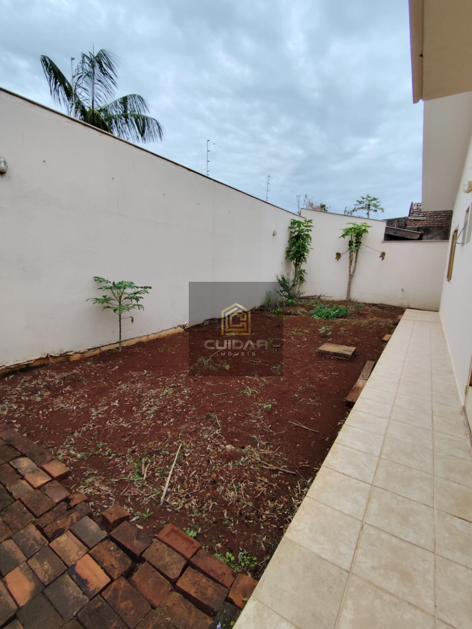 Imagens do imóveis Casa com 03 suítes jd Aeroporto