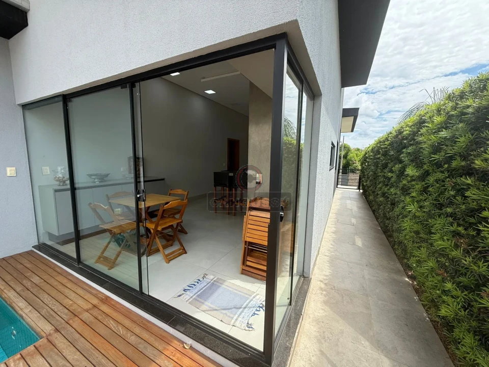 Imagens do imóveis Casa à venda no Tauá – 4 quartos, suítes e pé-direito alto