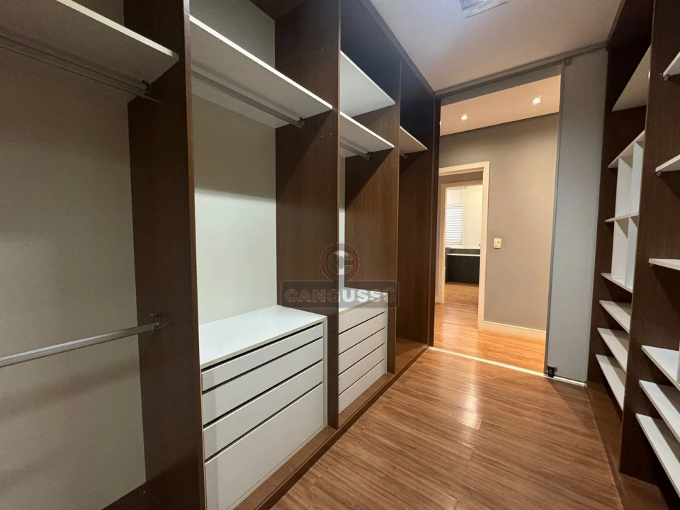 Imagens do imóveis Casa à venda no Condomínio Sun Lake