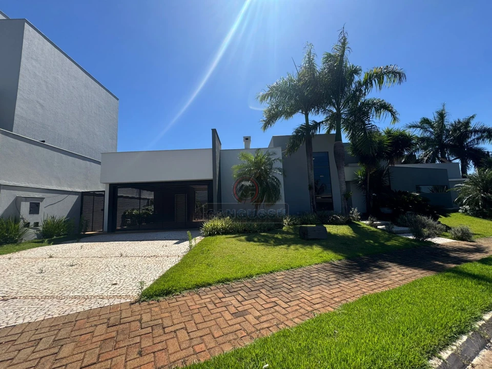 Imagens do imóveis Casa à venda no Condomínio Sun Lake