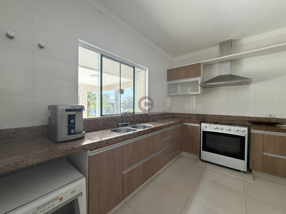 Imagens do imóveis Casa para locação no condomínio sun lake