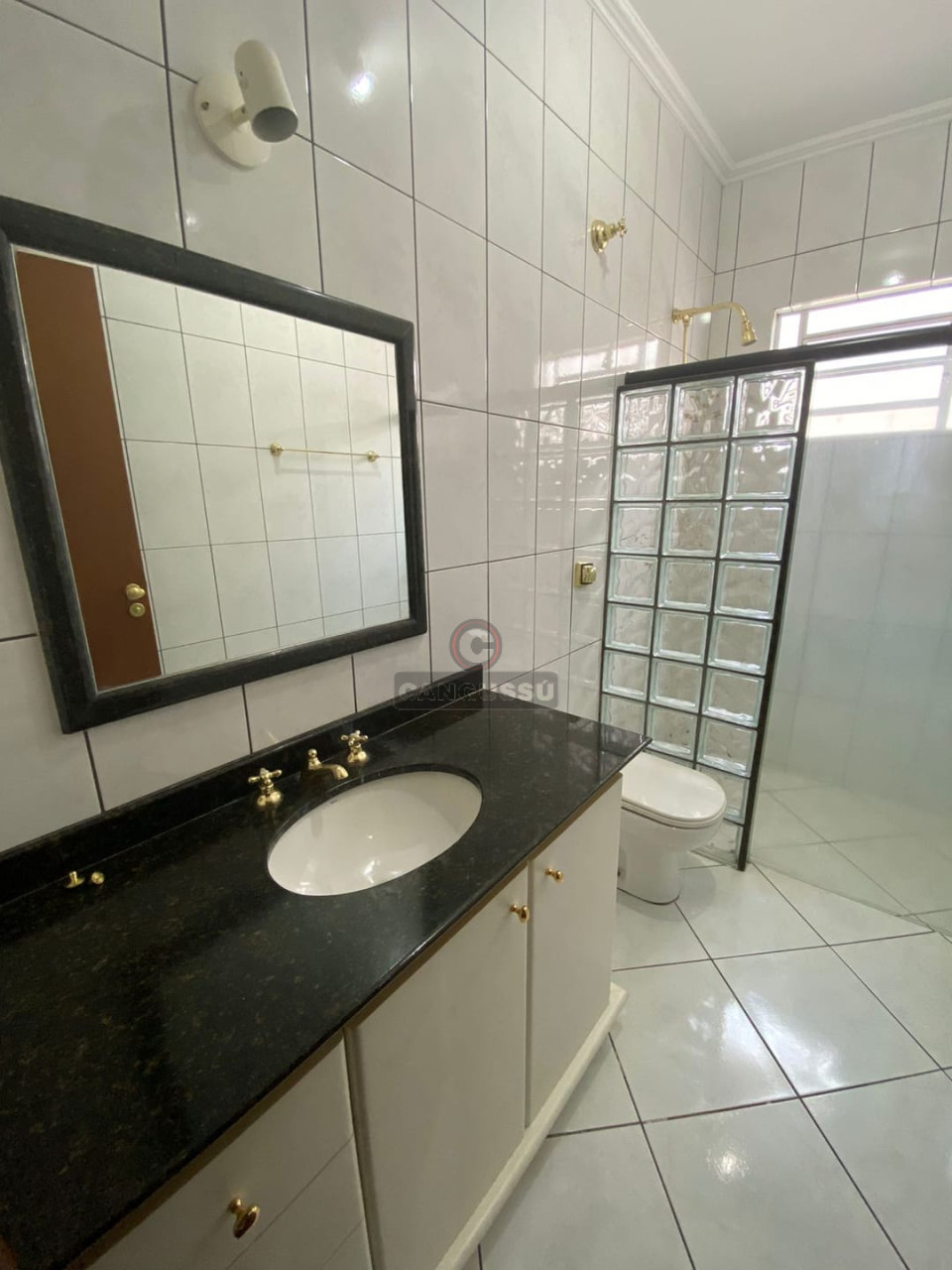 Imagens do imóveis Casa à venda 3 Quartos, 1 Suite, 4 Vagas, 352.12M², Hedy, Londrina - PR