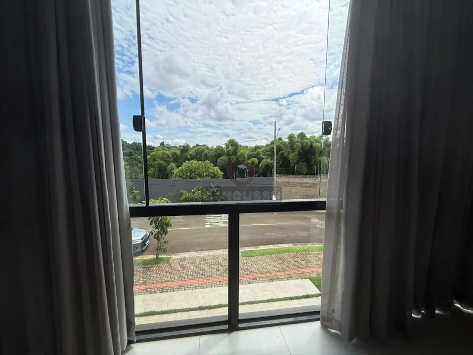 Imagens do imóveis Casa à venda no Tauá – 4 quartos, suítes e pé-direito alto