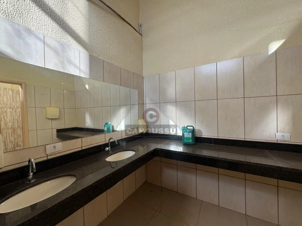 Imagens do imóveis Barracão para locação, Av. Europa, Londrina-PR