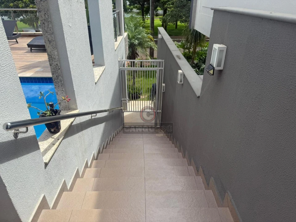 Imagens do imóveis Casa à venda no Condomínio Sun Lake