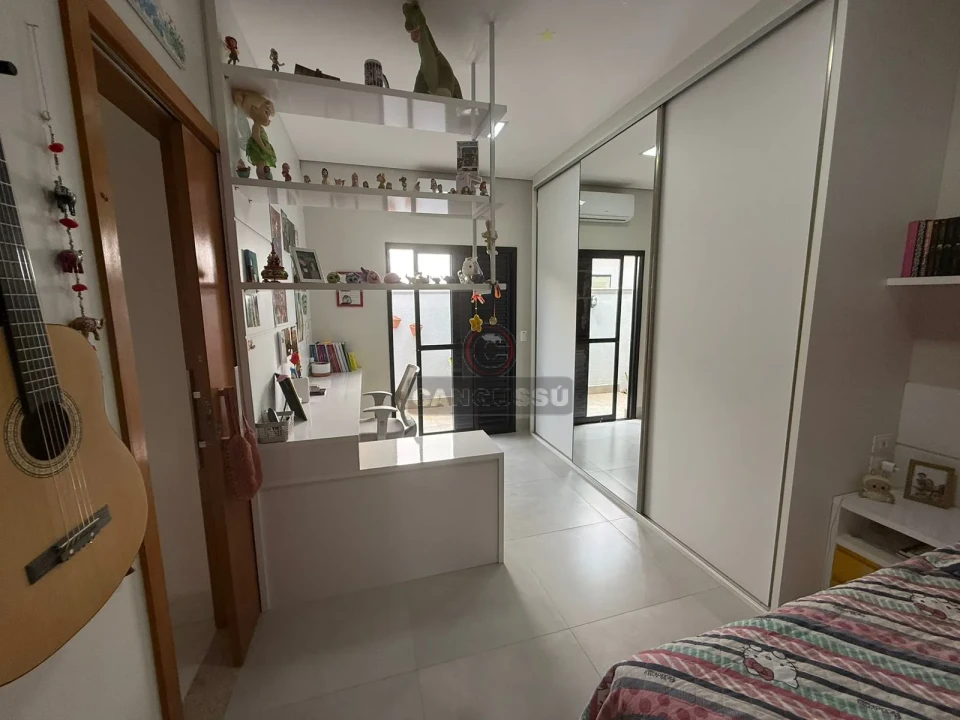 Imagens do imóveis Casa à venda no Tauá – 4 quartos, suítes e pé-direito alto