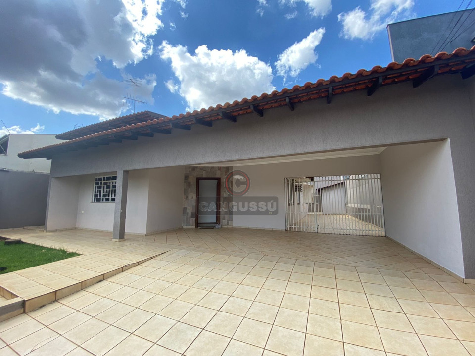 Imagens do imóveis Casa à venda 3 Quartos, 1 Suite, 4 Vagas, 352.12M², Hedy, Londrina - PR