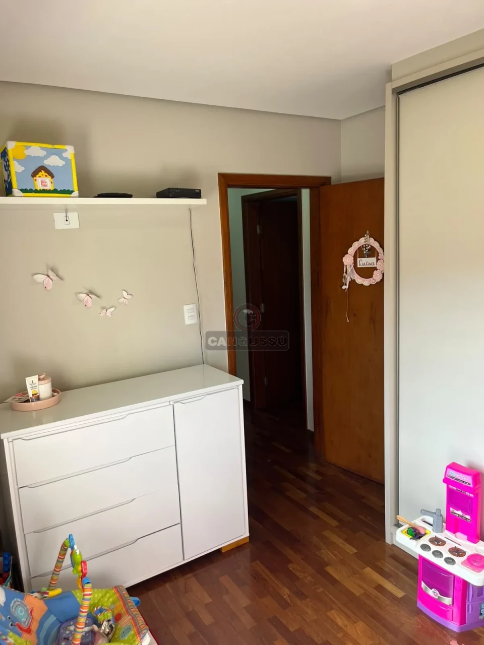 Imagens do imóveis Casa à Venda no Centro – 3 Dormitórios, Suíte e Planejados
