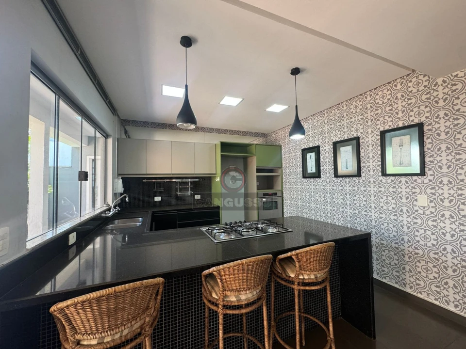 Imagens do imóveis Casa à venda no Condomínio Sun Lake