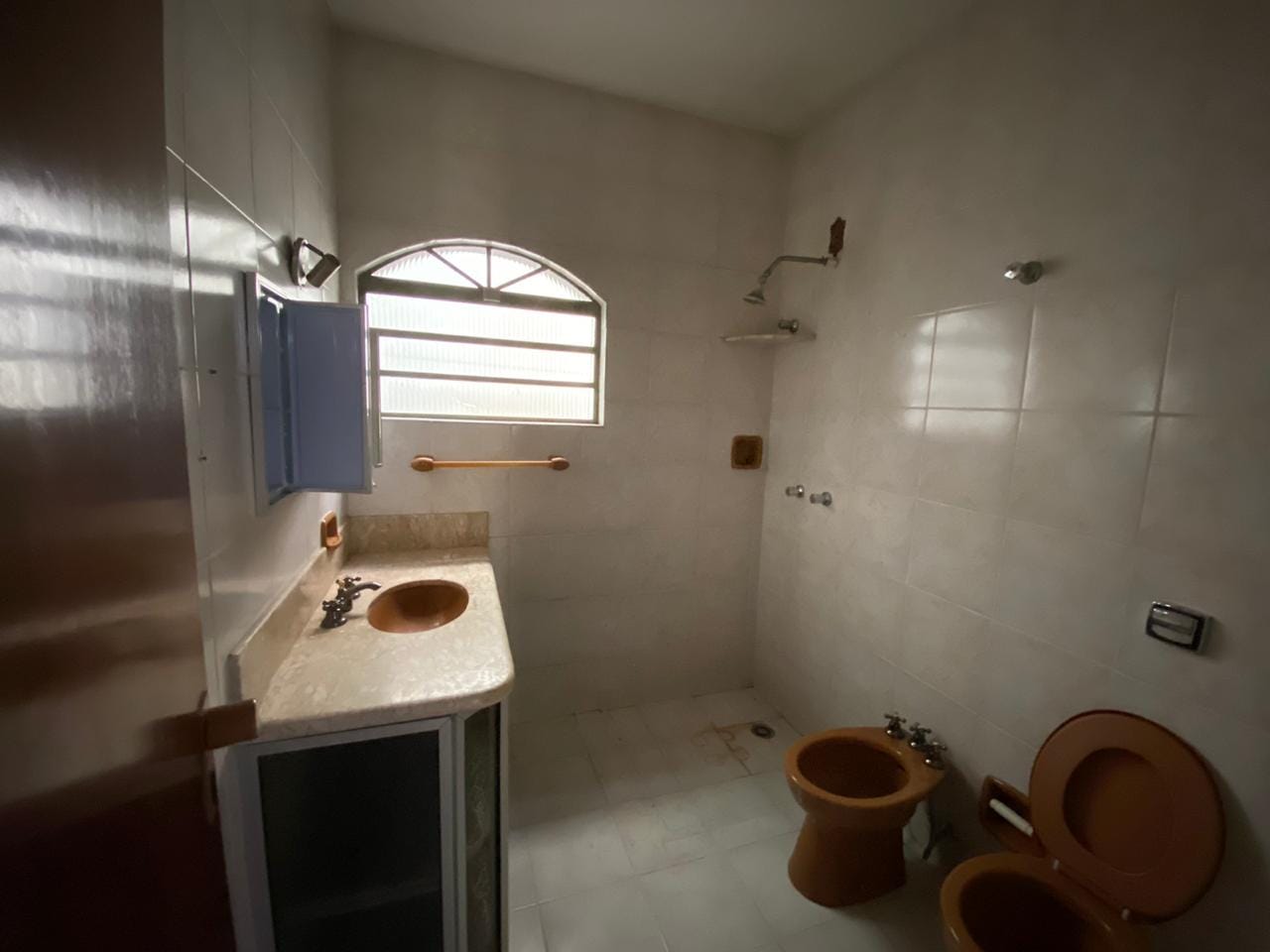 Imagens do imóveis Sobrado à venda e para locação, Londrina, PR