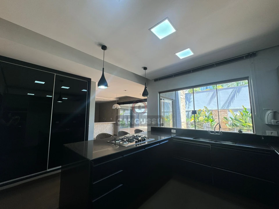 Imagens do imóveis Casa à venda no Condomínio Sun Lake