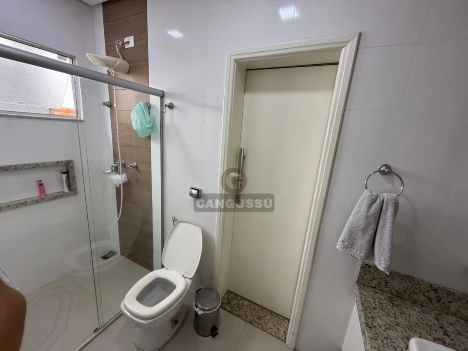 Imagens do imóveis Casa à venda no Condomínio Sun Lake