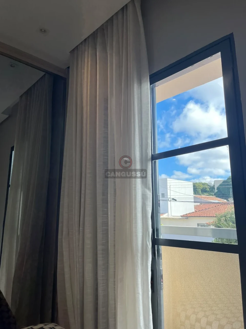 Imagens do imóveis Casa à Venda no Centro – 3 Dormitórios, Suíte e Planejados