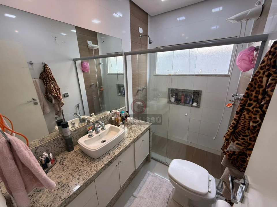 Imagens do imóveis Casa à venda no Condomínio Sun Lake