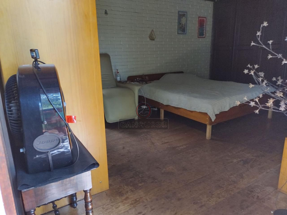 Imagens do imóveis Ampla Propriedade com Casa de Alto Padrão no Jardim Caravelle à venda