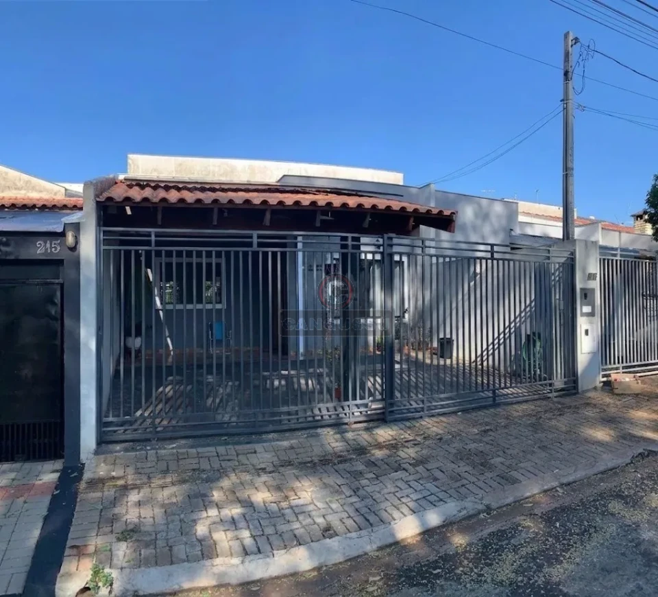 Imagens do imóveis Casa à Venda no Jardim Vale Azul | 2 Quartos, Churrasqueira e 2 Vagas