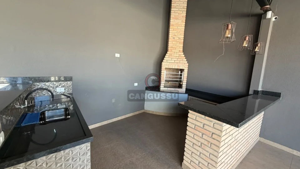 Imagens do imóveis Casa à Venda Próxima ao Autódromo e Estádio do Café