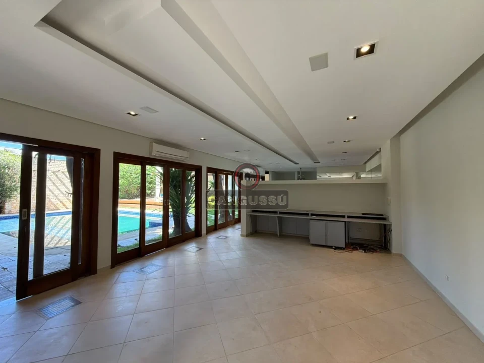 Imagens do imóveis Casa de Alto Padrão para Locação na Bela Suíça
