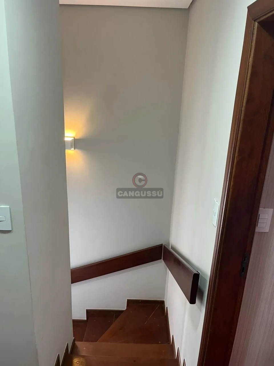 Imagens do imóveis Casa à Venda no Centro – 3 Dormitórios, Suíte e Planejados