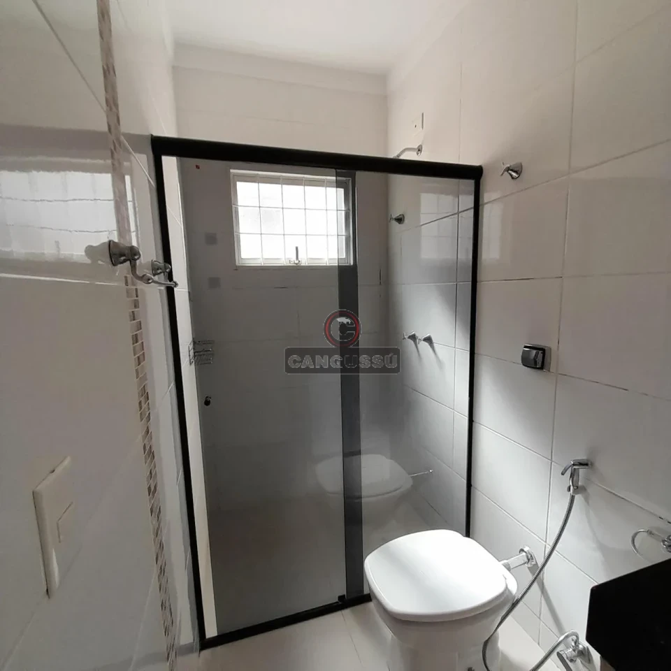 Imagens do imóveis Casa à Venda no Jardim San Remo | 200 m², 3 Quartos e Próxima ao Shopping Contour
