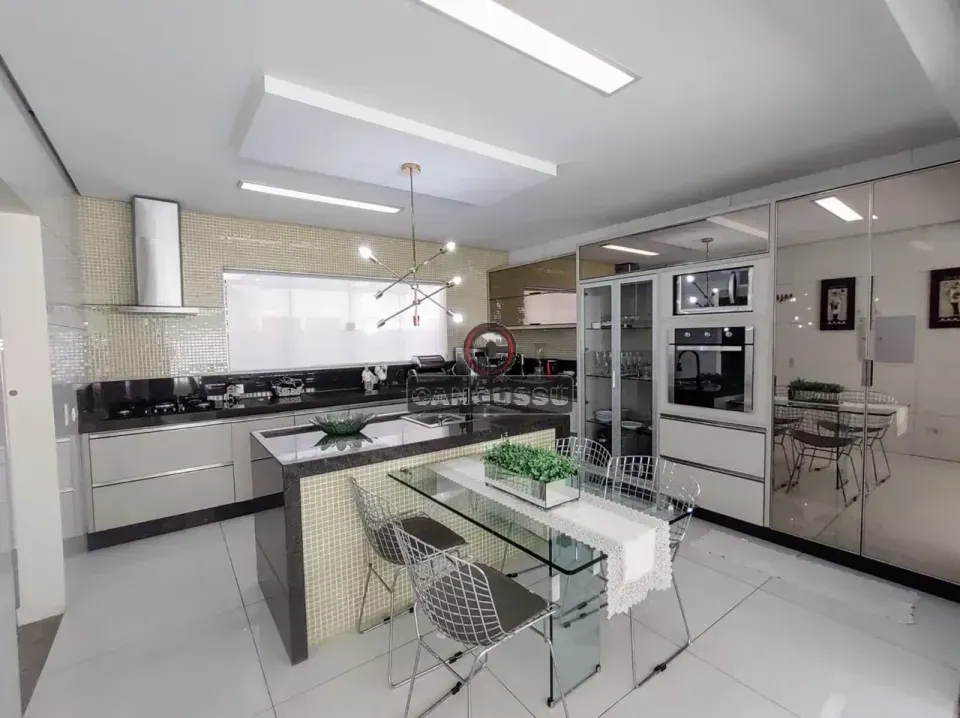 Imagens do imóveis Casa á Venda no Condomínio Villaggio do Engenho