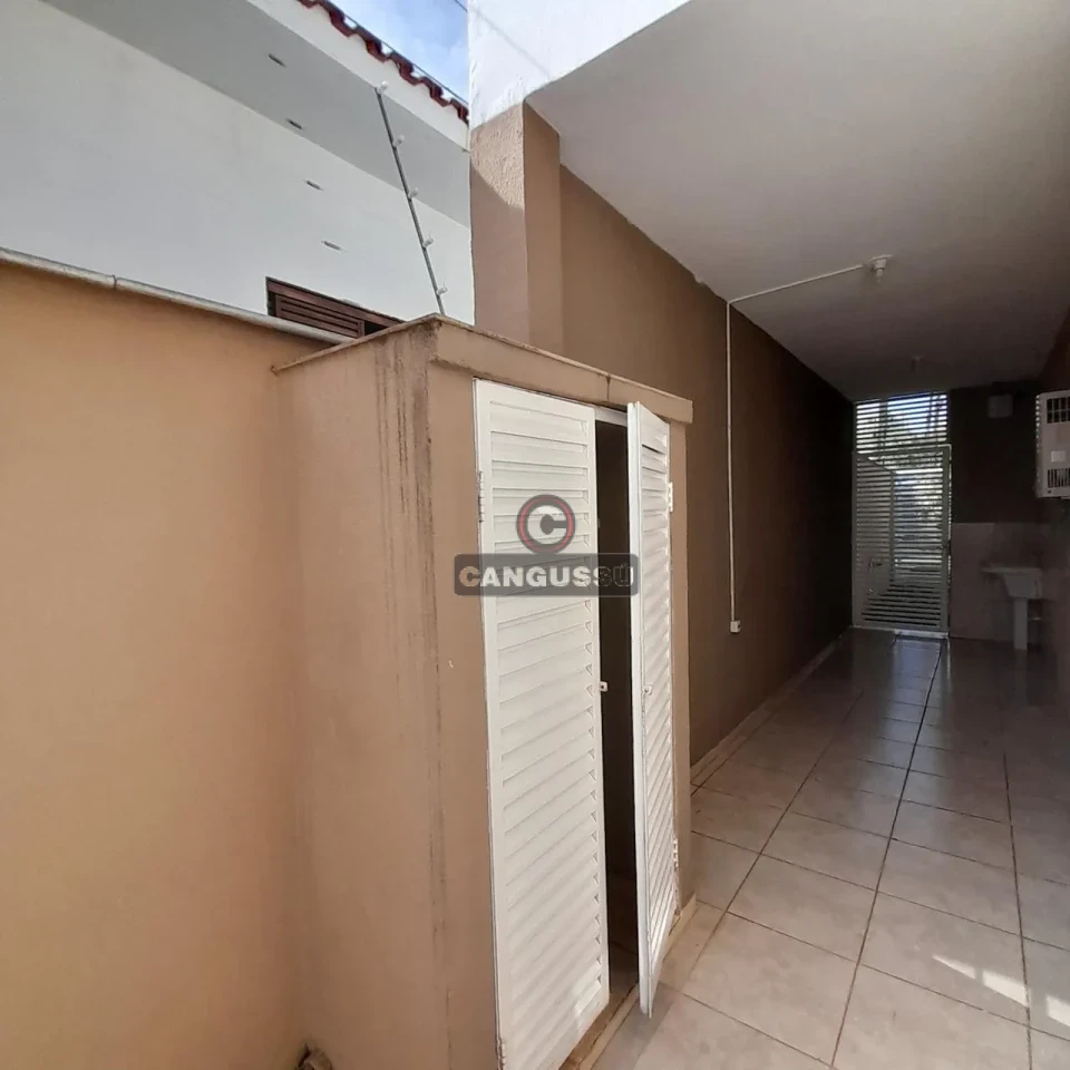 Imagens do imóveis Casa à Venda no Jardim San Remo | 200 m², 3 Quartos e Próxima ao Shopping Contour