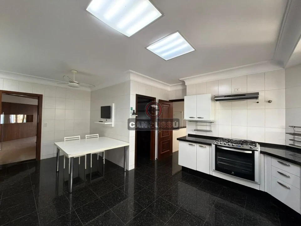 Imagens do imóveis Casa de Alto Padrão para Locação na Bela Suíça