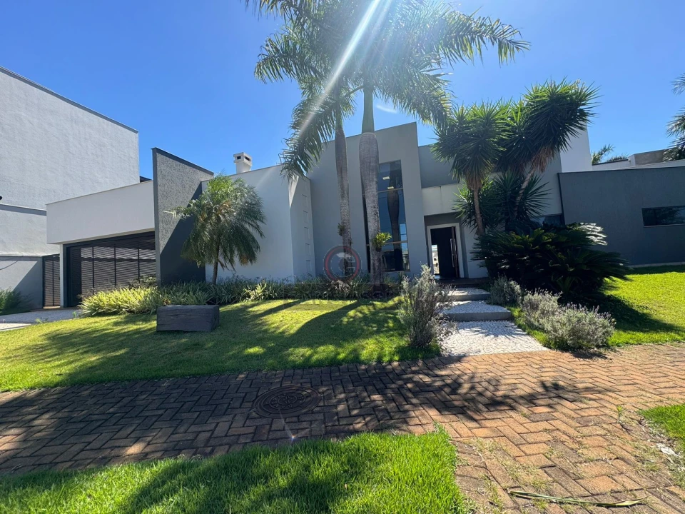 Imagens do imóveis Casa à venda no Condomínio Sun Lake