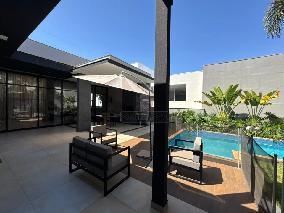 Imagens do imóveis Casa de Alto Padrão à Venda no Condomínio Sun Lake – 270m², Piscina e Ambientes Planejados!