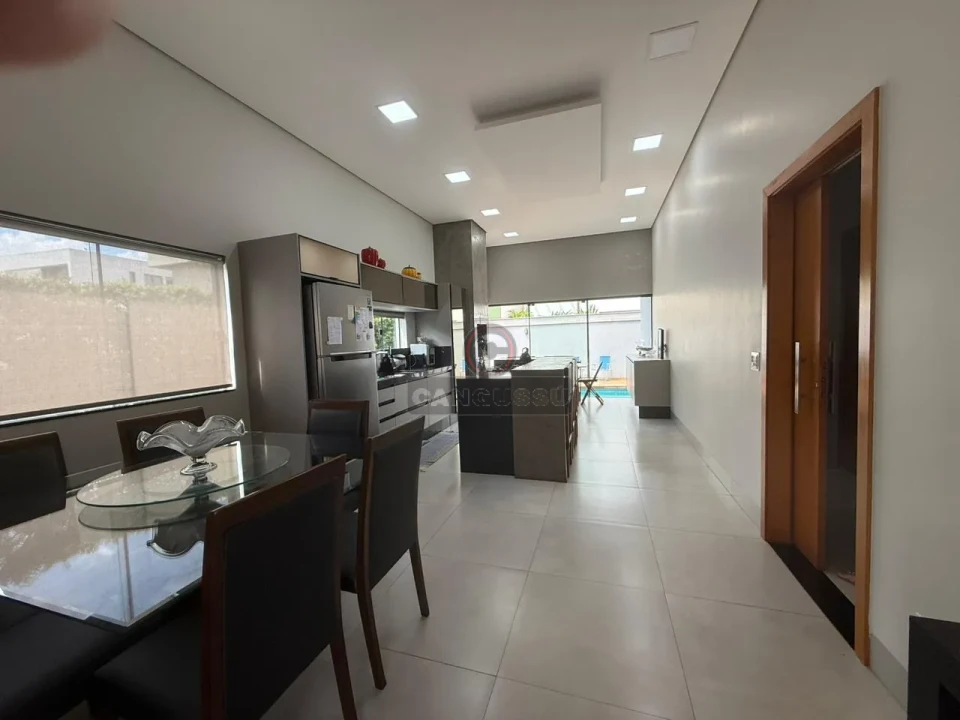 Imagens do imóveis Casa à venda no Tauá – 4 quartos, suítes e pé-direito alto