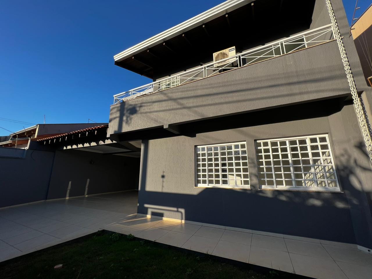 Imagens do imóveis Sobrado à venda, Jardim Burle Marx, Londrina, PR