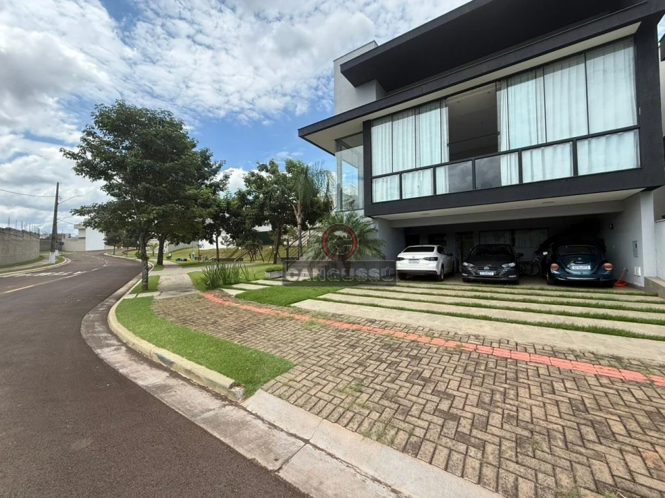 Imagens do imóveis Casa à venda no Tauá – 4 quartos, suítes e pé-direito alto