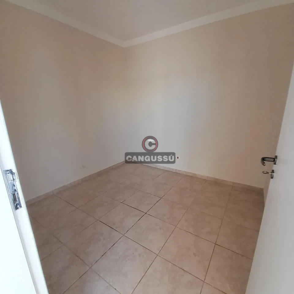 Imagens do imóveis Casa à Venda no Jardim San Remo | 200 m², 3 Quartos e Próxima ao Shopping Contour