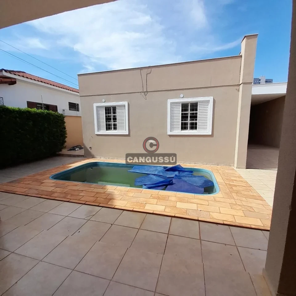 Imagens do imóveis Casa à Venda no Jardim San Remo | 200 m², 3 Quartos e Próxima ao Shopping Contour
