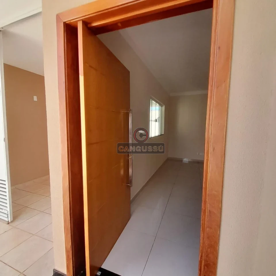 Imagens do imóveis Casa à Venda no Jardim San Remo | 200 m², 3 Quartos e Próxima ao Shopping Contour