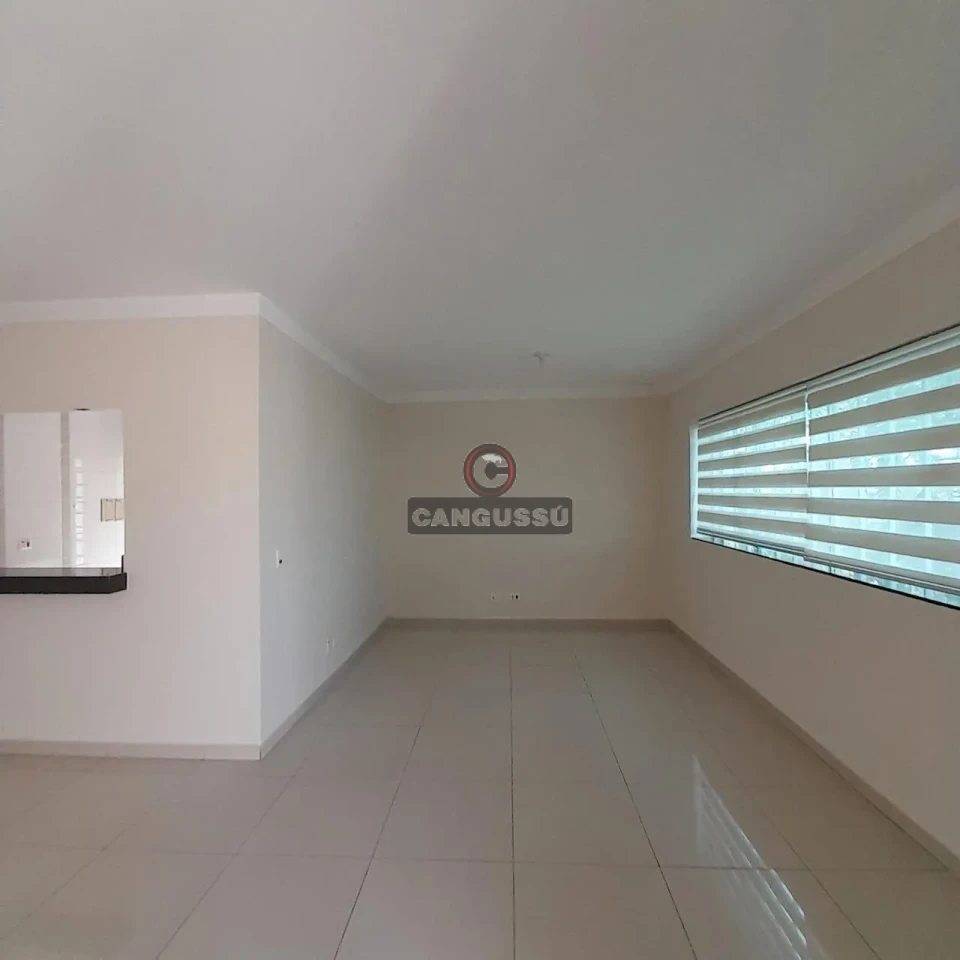 Imagens do imóveis Casa à Venda no Jardim San Remo | 200 m², 3 Quartos e Próxima ao Shopping Contour