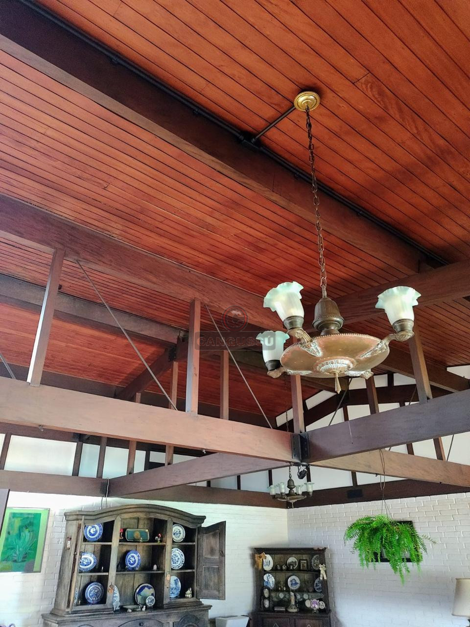 Imagens do imóveis Ampla Propriedade com Casa de Alto Padrão no Jardim Caravelle à venda